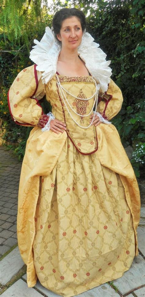 tudor queen gown